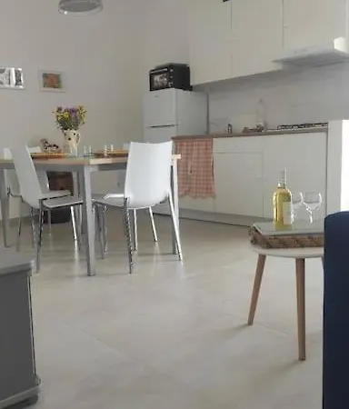 Alessandra - Marina Di Lecce *